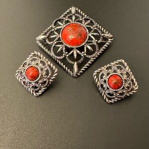 Vintage Sarah Coventry Inca Fire Brooch Earring Set Red Cabochon in Silver 1970s